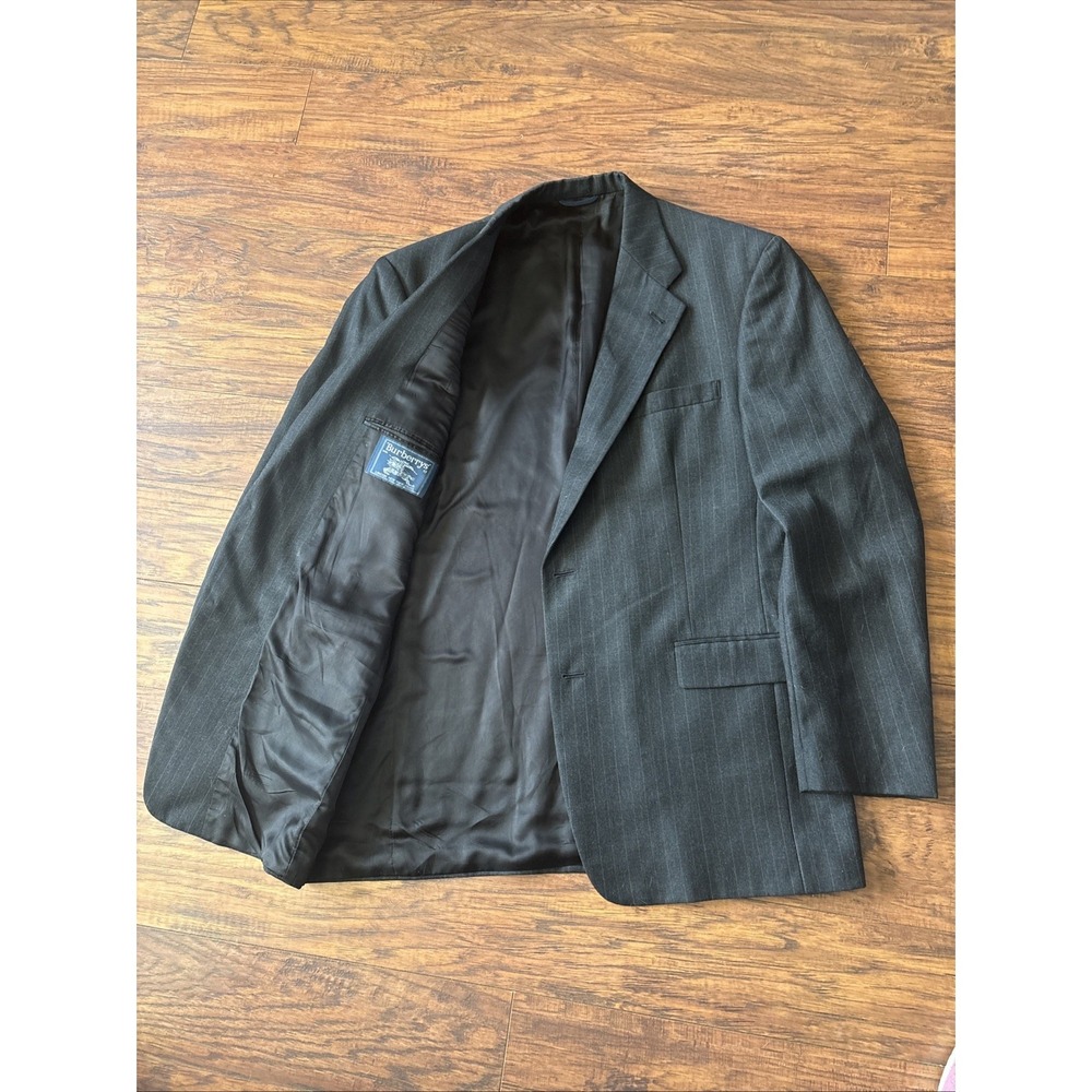 Burberry Men's Charcoal Wool Pinstripe Single Breasted Suit Jacket 43L‎